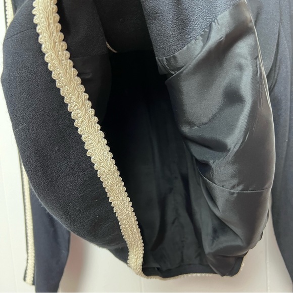 Vintage 80s Black & Cream Braid Pearl Button Cropped Jacket Women’s Size Large - Picture 12 of 12